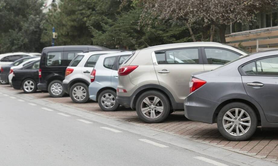 Mini elektryk a ulgi parkingowe – jak to działa?