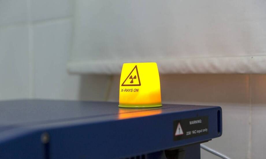 Jakie są najważniejsze funkcje wirówki MPW 54 dla nowoczesnych laboratoriów?