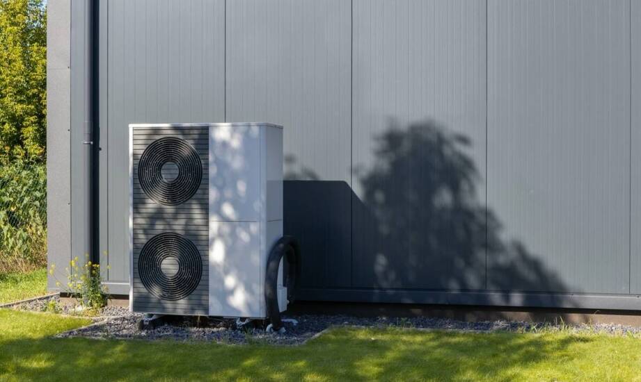 Porównanie kosztów montażu pompy ciepła powietrze woda z innymi systemami grzewczymi