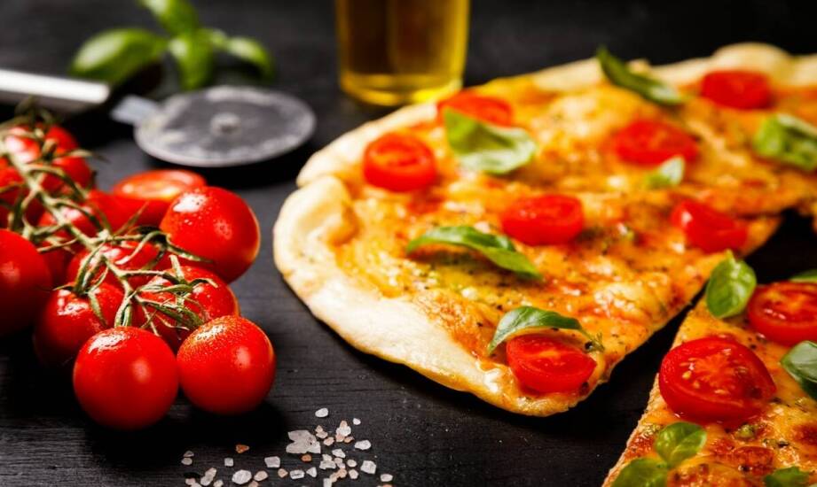 Pizza faszerowana – jakie nadzienia cieszą się największą popularnością?