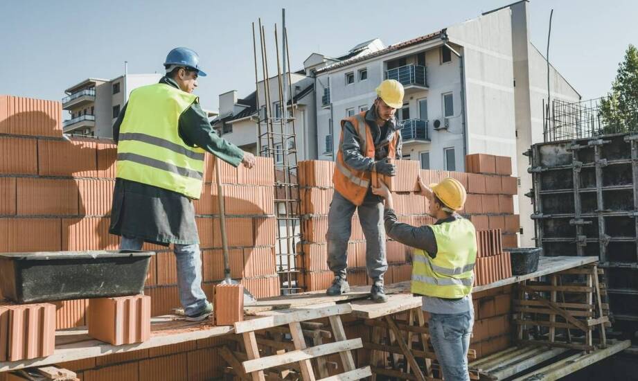Jak technologie wpływają na bezpieczeństwo rusztowań aluminiowych?