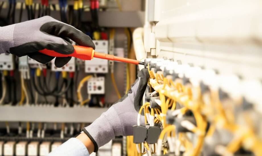Kluczowe kryteria wyboru muf kablowych dla instalacji wysokiego napięcia