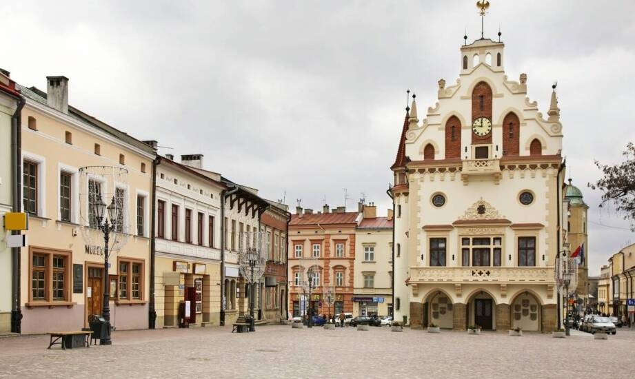 Praca tymczasowa – co warto wiedzieć przed podjęciem decyzji?
