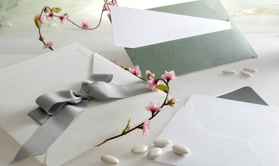 W jaki sposób koperty C5 HK wpływają na bezpieczeństwo przesyłek reklamowych?