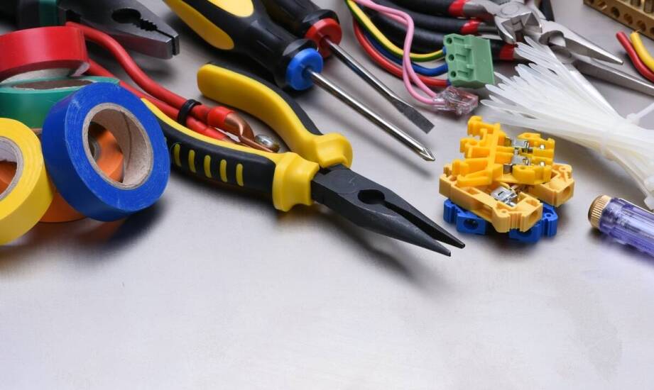 Kable instalacyjne w trudnych warunkach – jakie wybrać?