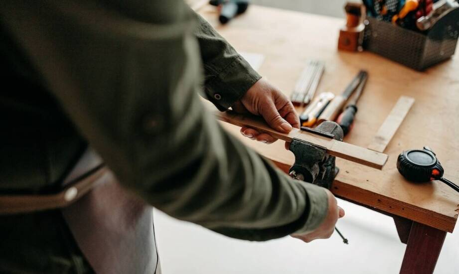 Przewodnik po konserwacji i serwisowaniu imadeł – kluczowe wskazówki