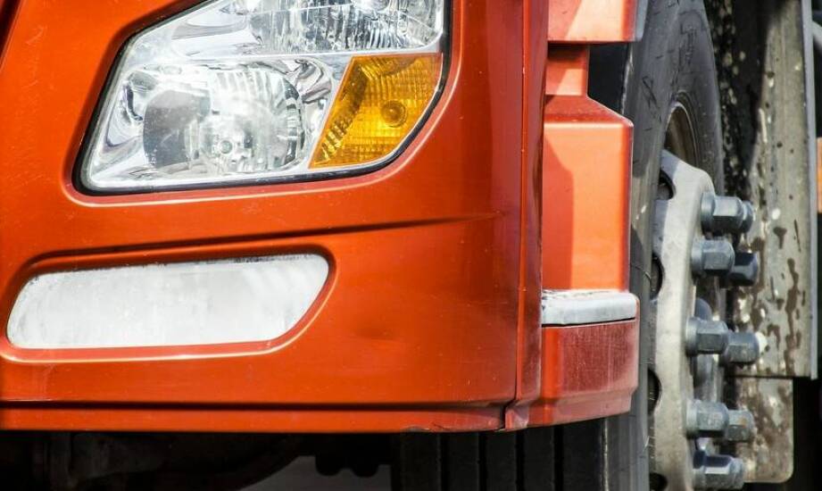 Opony taurus a ich znaczenie dla efektywności transportu ciężarowego