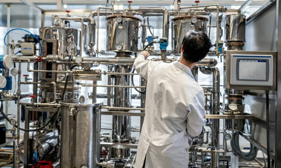 Rola innowacji technologicznych w produkcji nowoczesnych olejków eterycznych
