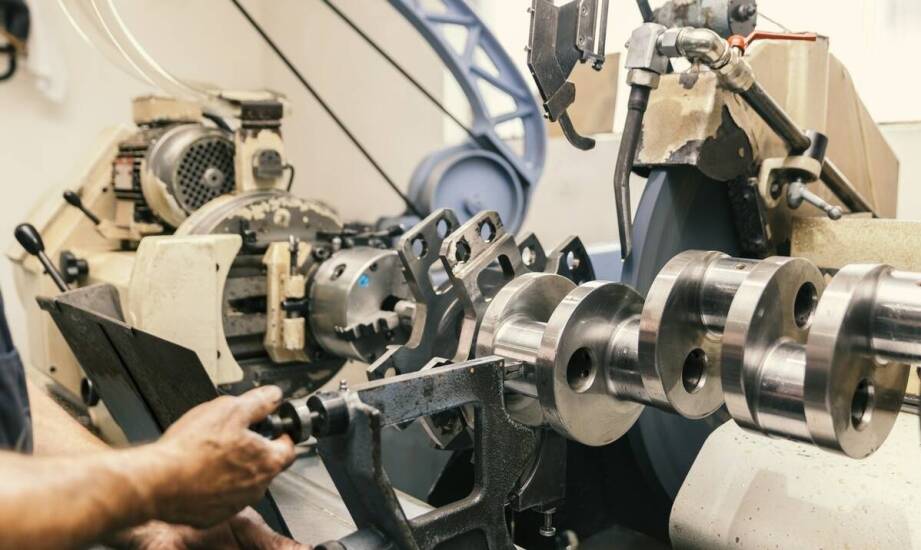 Produkcja elementów złącznych: kluczowe wyzwania technologiczne