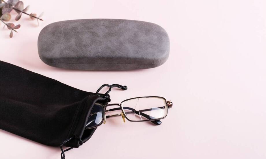 Stylowe okulary korekcyjne dla kobiet – trendy i funkcjonalność