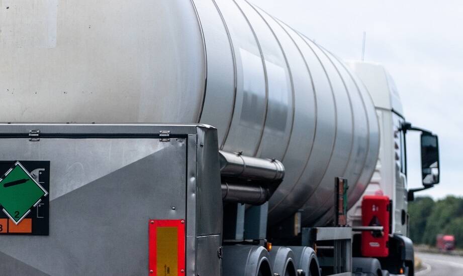 Jak transport i montaż wpływają na trwałość zbiorników na gaz?
