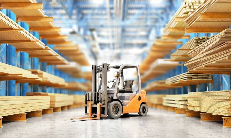 Profesjonalna pomoc w doborze sprzętu jako atut wynajmu widlaków