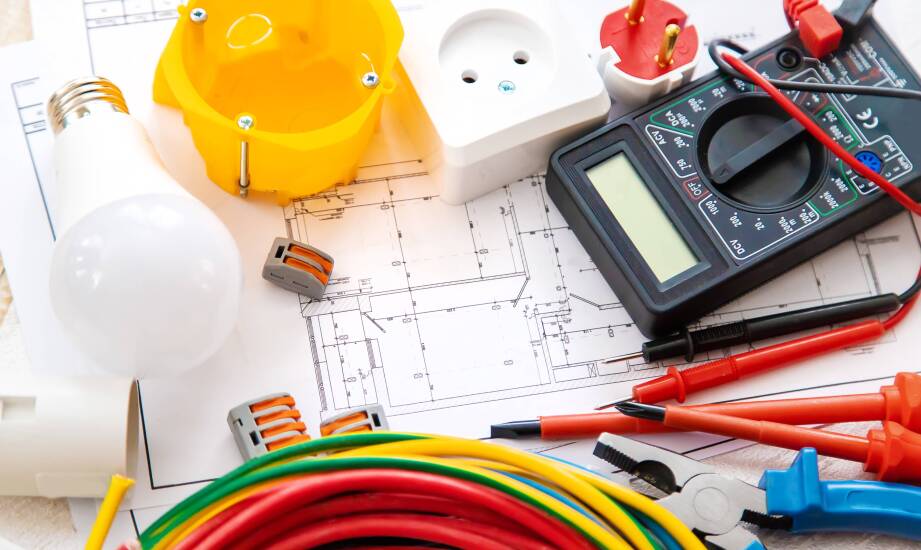 Instalacja elektryczna a efektywność energetyczna: kluczowe aspekty do rozważenia