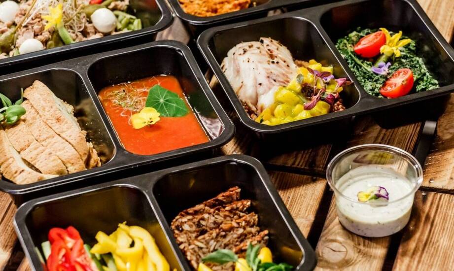 Jak zamawiać dietę pudełkową online krok po kroku?