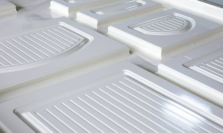 Rola kompensatorów z materiałów PTFE w systemach przesyłowych