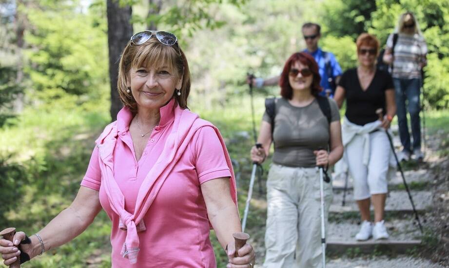 Dlaczego warto wybrać RambleR Biuro Turystyczne i Przewodnickie na wycieczki dla seniorów?