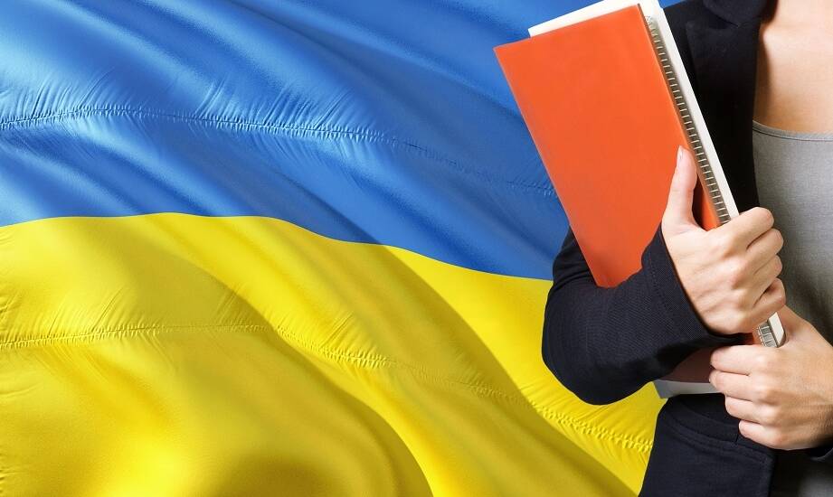 Jakie są kluczowe aspekty tłumaczeń przysięgłych na język ukraiński?
