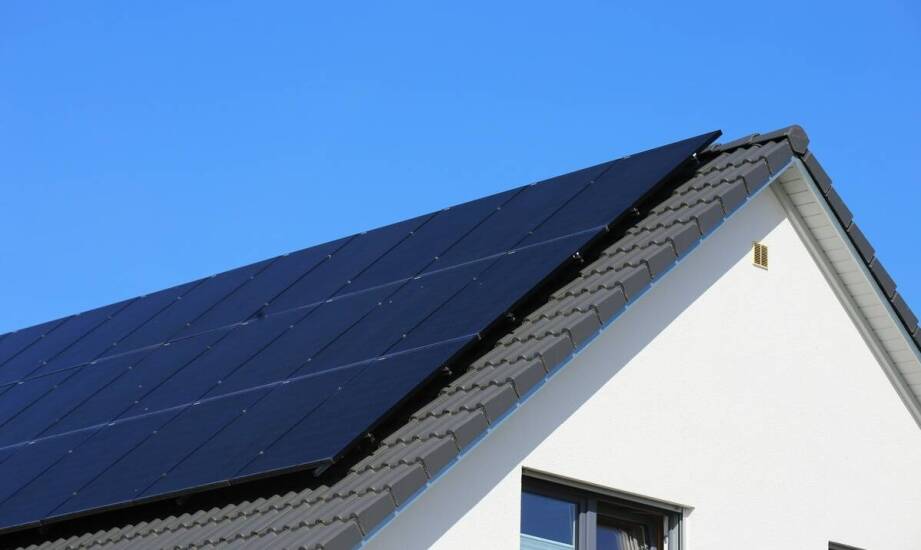 Jakie są najważniejsze elementy systemu montażowego w instalacjach PV?