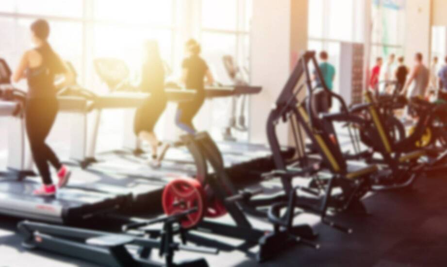 Komfort im Fitnessstudio beginnt mit den Möbeln – wie wählt man sie richtig aus?