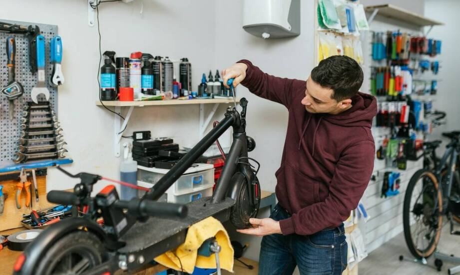 Wymiana opony w hulajnodze elektrycznej – jakie błędy unikać?