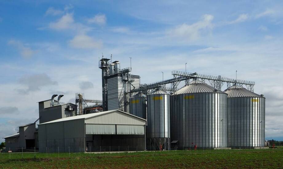 Jak kosze zasypowe wpływają na efektywność magazynowania zbóż?