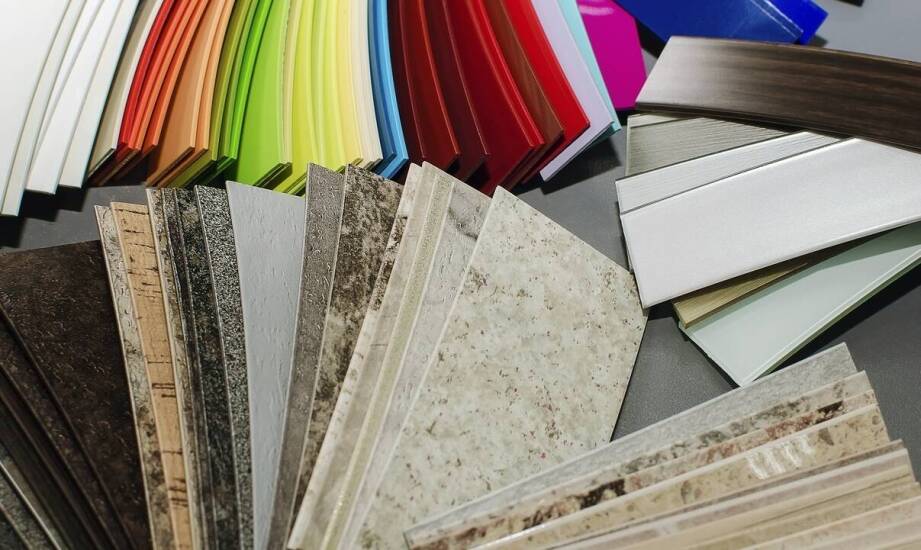 Wpływ laminatów poliestrowych na nowoczesne rozwiązania w meblarstwie