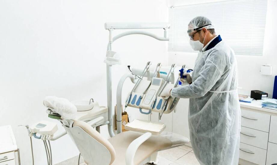 Chirurgia stomatologiczna a gaz rozweselający – zmniejszenie stresu pacjenta