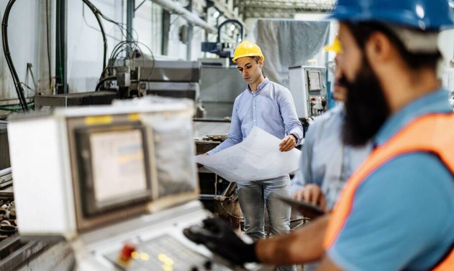 Dlaczego warto inwestować w profesjonalne relokacje maszyn?