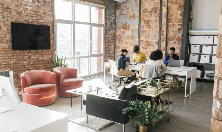 Praca w Holandii dla osób z komunikatywnym angielskim: jakie są opcje?