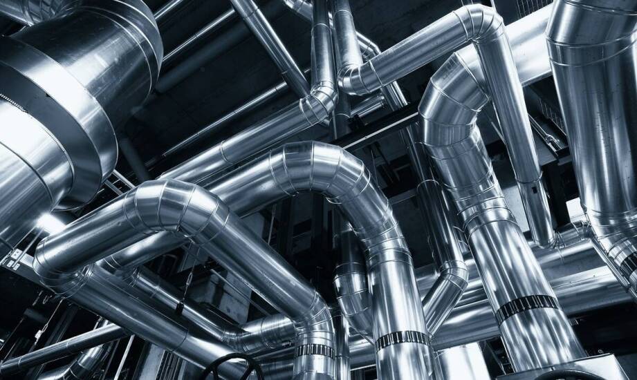 Obejmy do rur spustowych a ich wpływ na redukcję hałasu deszczowego