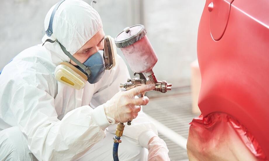 Najnowsze trendy w akcesoriach lakierniczych dla branży motoryzacyjnej