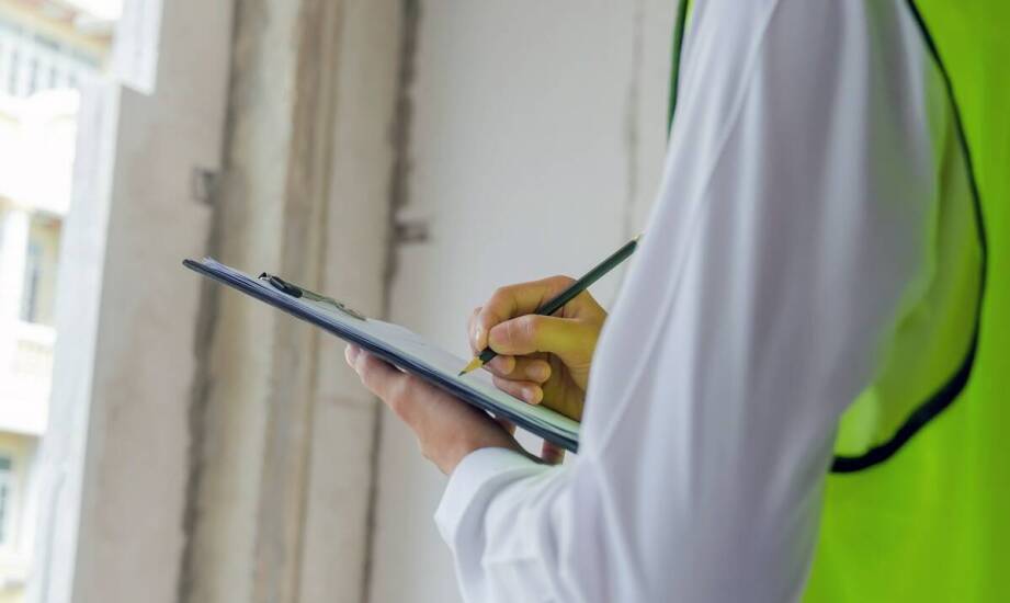 Jakie są najważniejsze aspekty kontroli stanu technicznego wynajmowanych mieszkań?