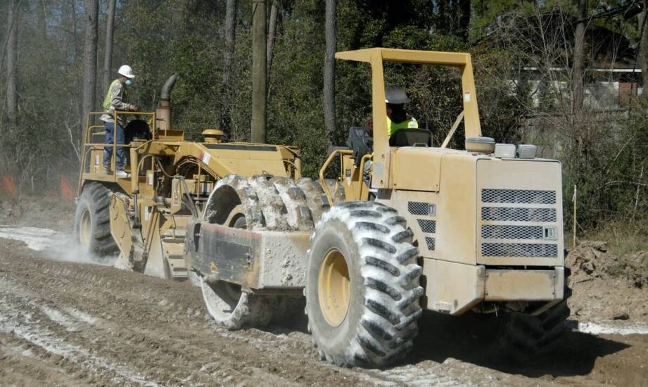 Jakie są korzyści z zastosowania stabilizacji gruntu w projektach infrastrukturalnych?