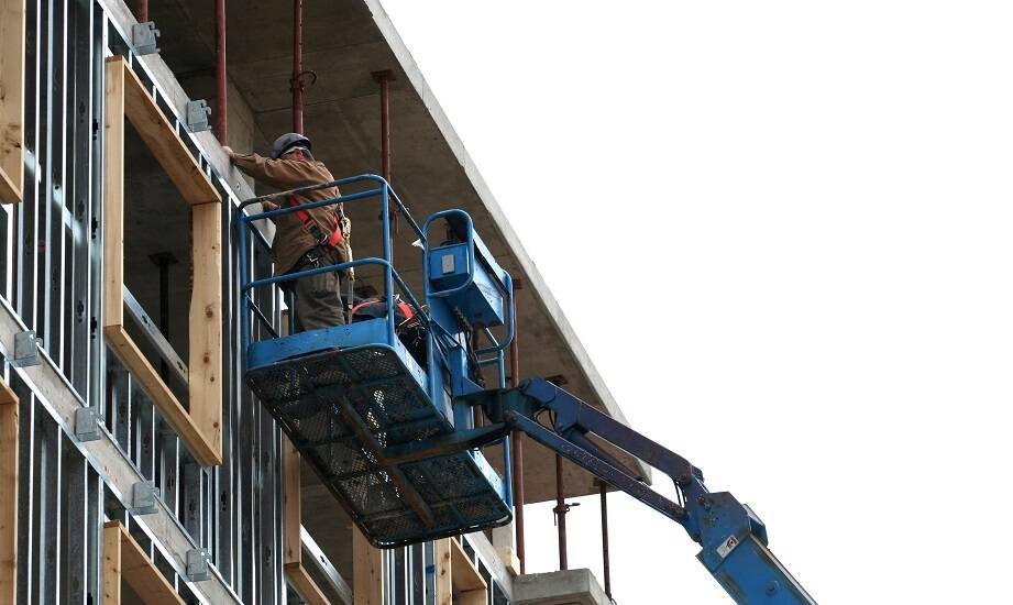 Badania wysokościowe – klucz do bezpiecznej pracy na wysokościach