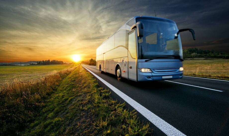 Jak dostosowujemy ofertę wynajmu autokarów do potrzeb klientów?