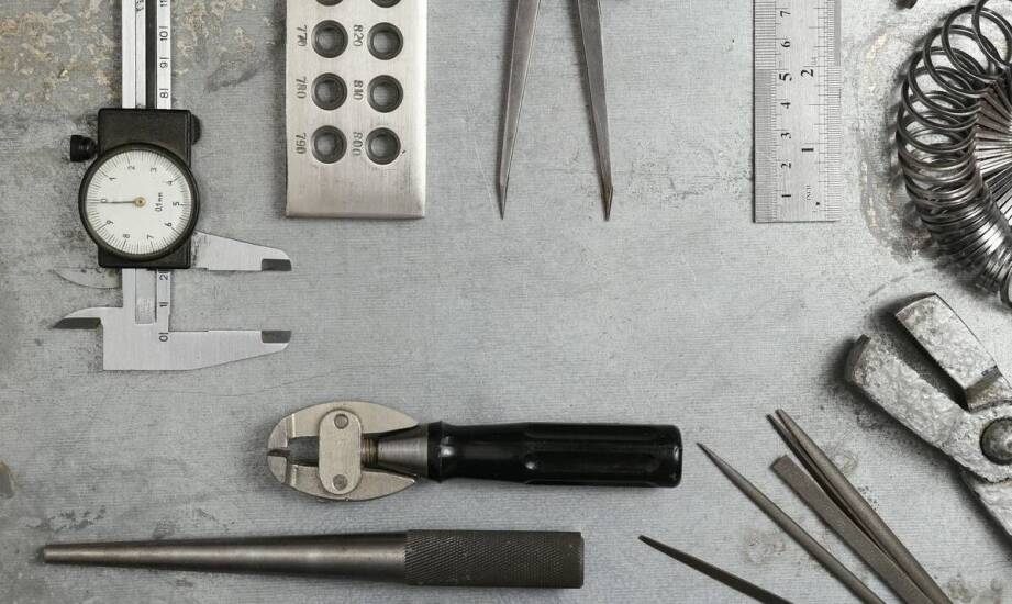 W jaki sposób stalowe szablony laserowe przyczyniają się do oszczędności kosztów produkcji?