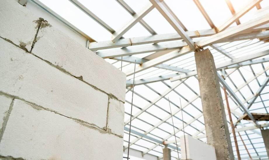 Jak obróbki blacharskie wpływają na wygląd budynku?