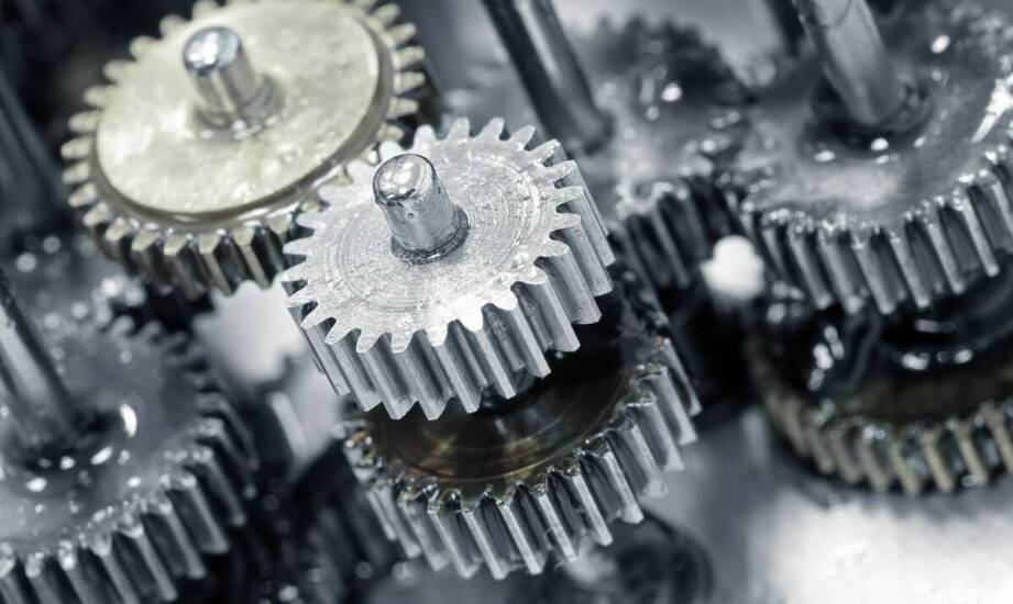 Poradnik: jak dobrać zegar astronomiczny do instalacji przemysłowej?