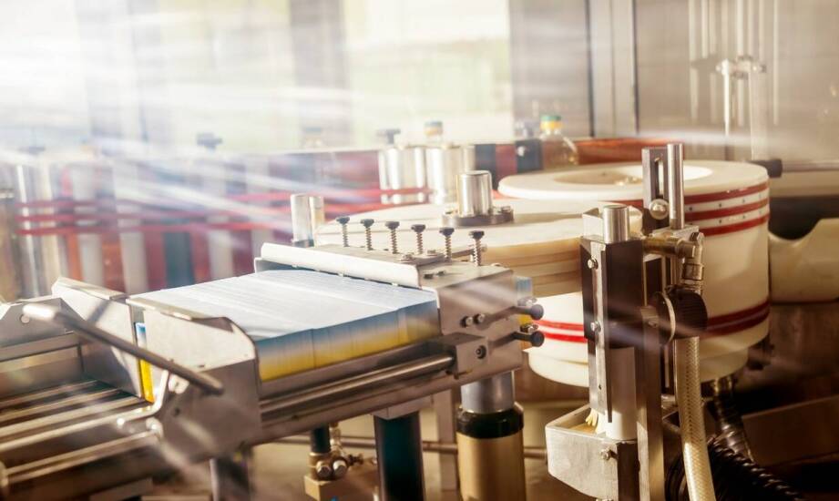 Jakie innowacje technologiczne wpływają na produkcję kaset magnetofonowych?