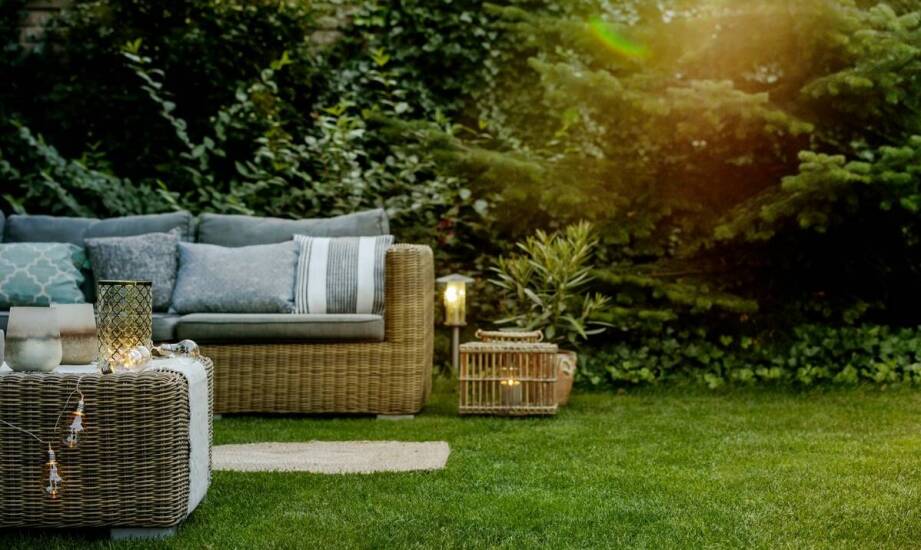 Zestawy piknikowe – jak wprowadzić styl i wygodę do swojego ogrodu?