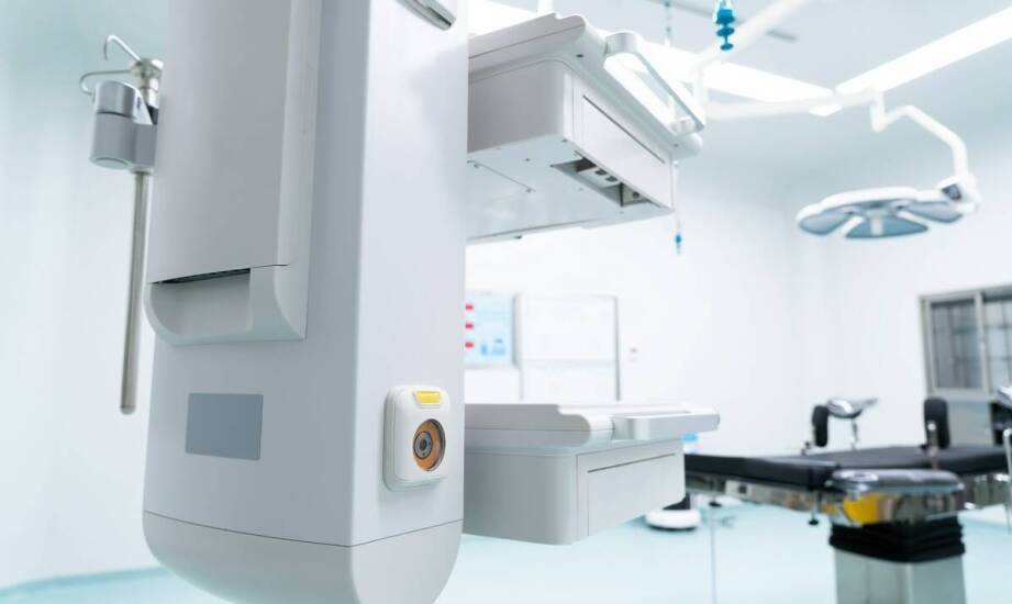 Powiększanie biustu: Jakie są najnowsze techniki stosowane w klinikach chirurgii plastycznej?
