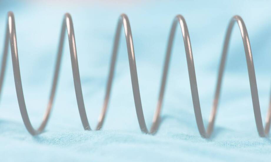 Dlaczego odporność na korozję jest ważna dla sprężyn naciągowych?