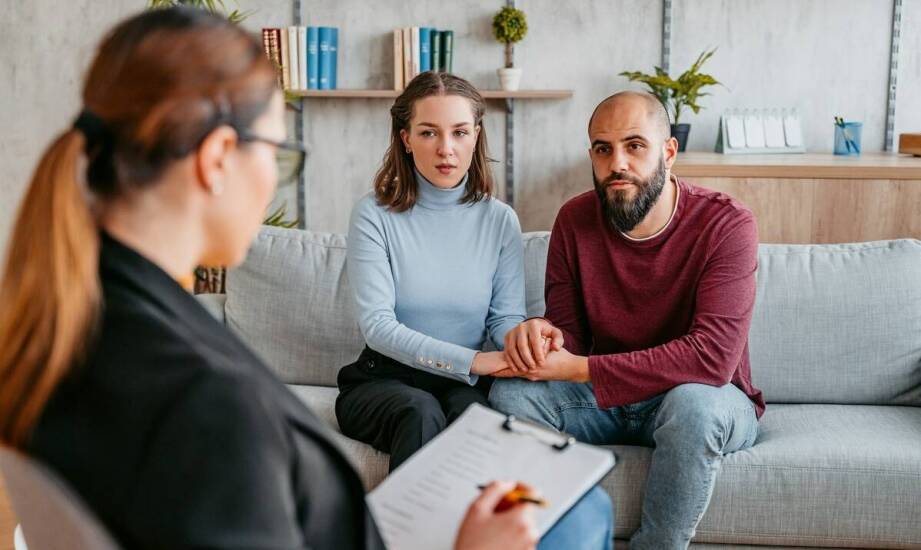 Jak psychoterapeuta par może przygotować małżonków na narodziny dziecka?