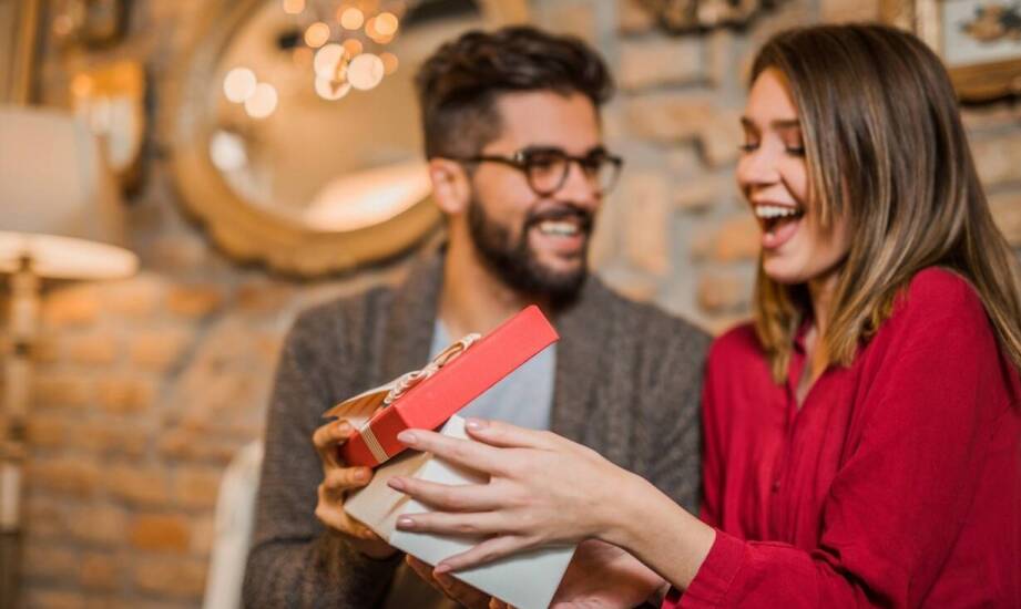 Wpływ małych pudełeczek na prezent na odbiór wybranego upominku