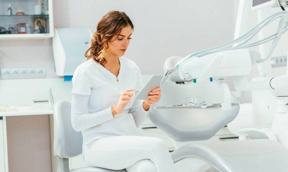 Jakie są najczęstsze obawy pacjentów przed rozpoczęciem leczenia ortodontycznego?