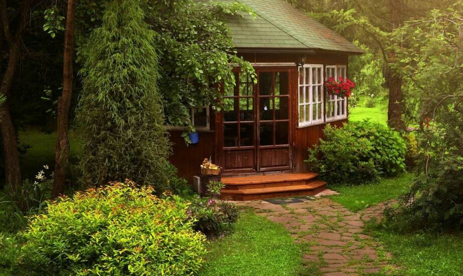 Jakie są różnice między tradycyjnym a nowoczesnym zadaszeniem altan ogrodowych 3x4?