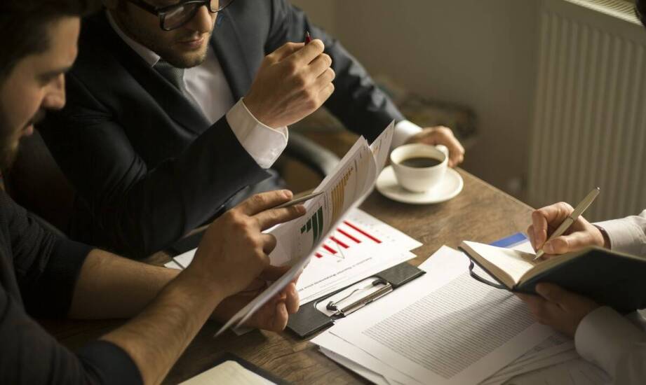 Najczęstsze wyzwania w ściąganiu długów od osób prywatnych i jak im sprostać