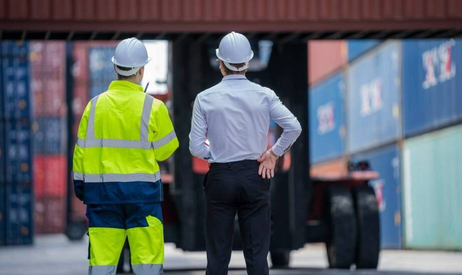 Opłaty celne a strategia logistyczna firmy