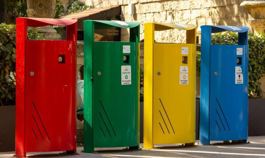 Jak efektywnie zarządzać odpadami metalowymi dzięki kontenerowi na złom?