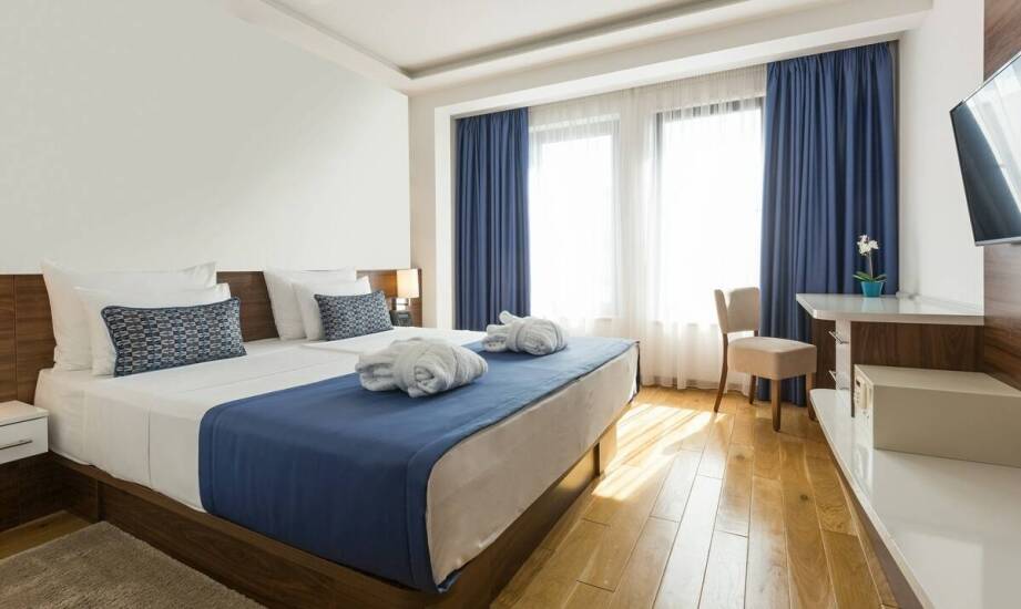 Rola pościeli hotelowej 140x200 w budowaniu pozytywnych wrażeń klientów